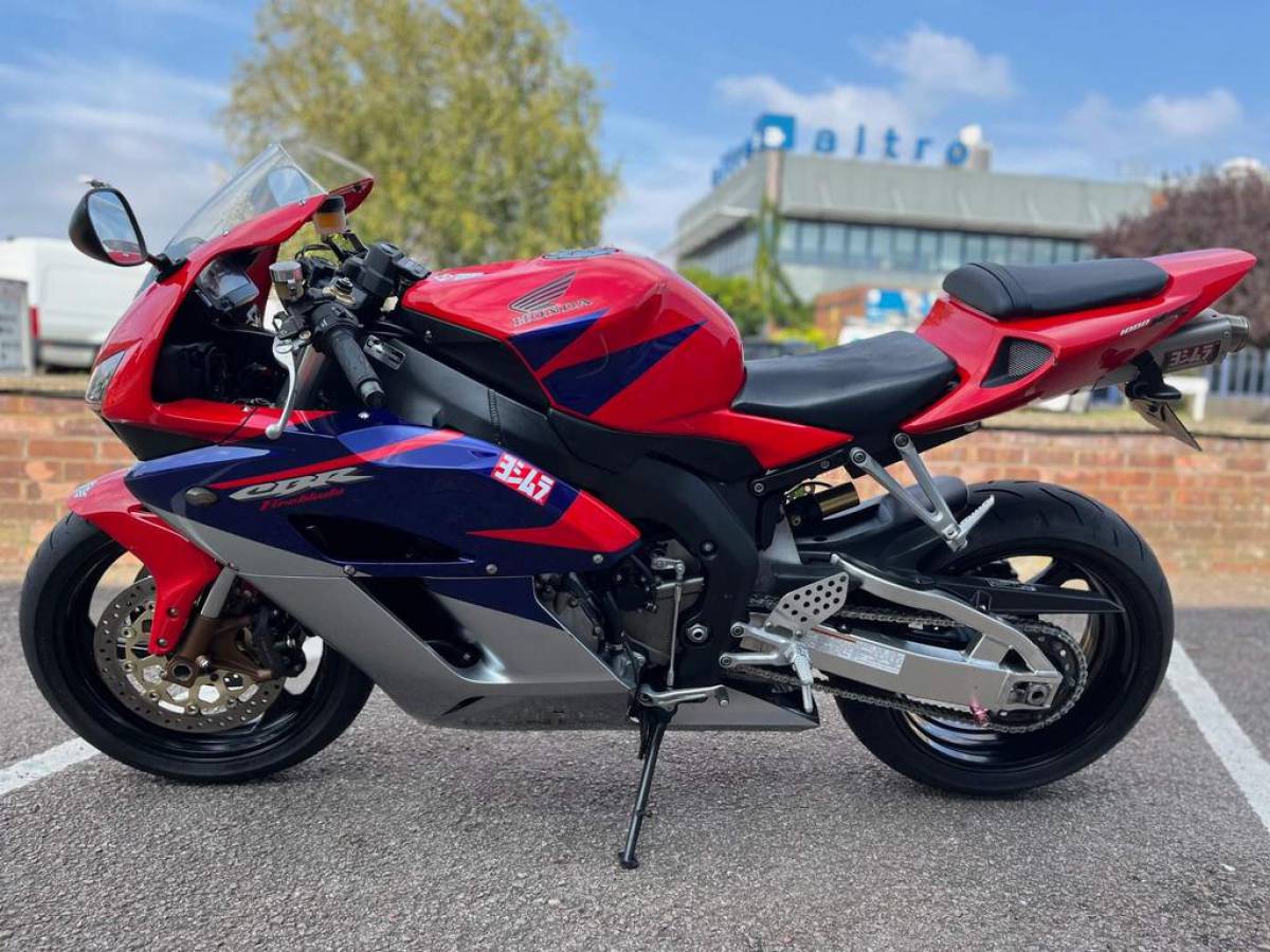 Honda CBR1000RR Fireblade