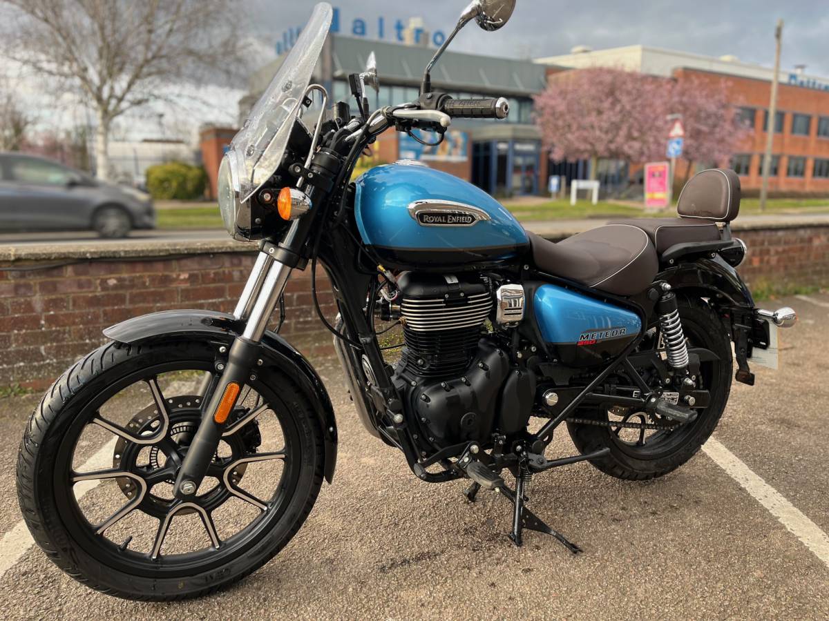 Royal Enfield Meteor 350 E5